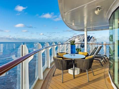 Wonder of the Seas AquaTheater Suite with Large Balcony - 2 Bedrooms (A2) balcony, photo 2 of 2