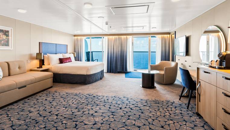 Wonder of the Seas Junior Suite (J3) cabin, photo 1 of 5