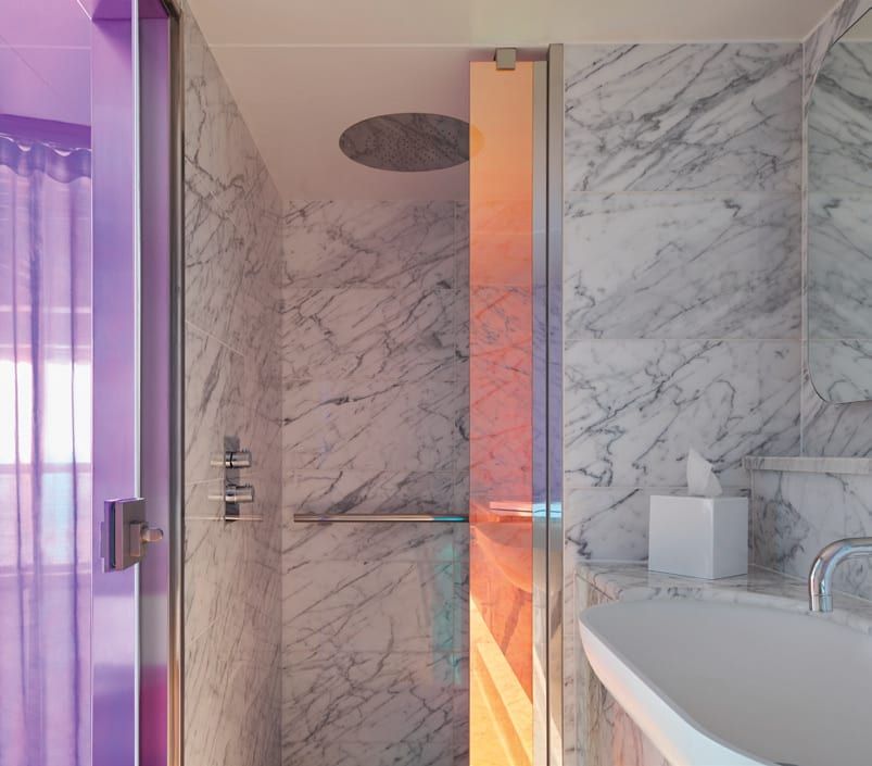 Virgin Voyages Cheeky Corner Suite - Pretty Big Terrace (SCP) bathroom