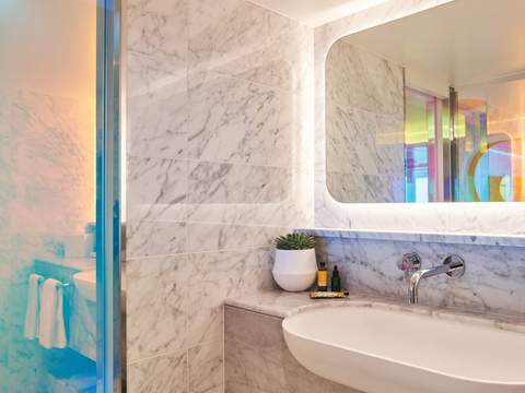 Virgin Voyages Fab Suite (SF) bathroom
