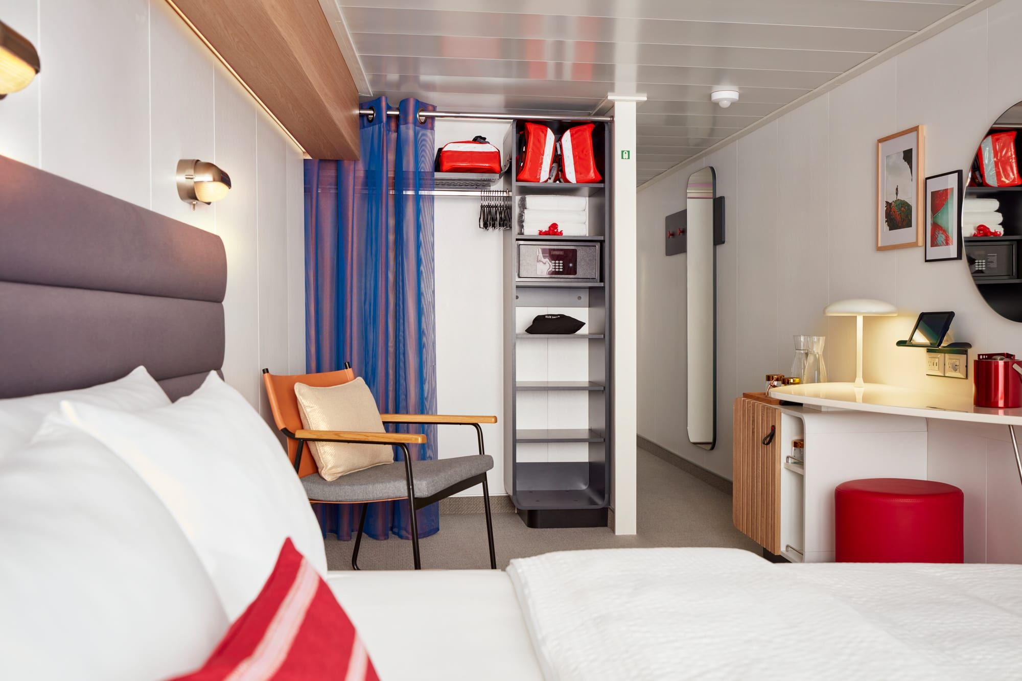 Virgin Voyages XL Sea Terrace (TX) photo 1 of 3
