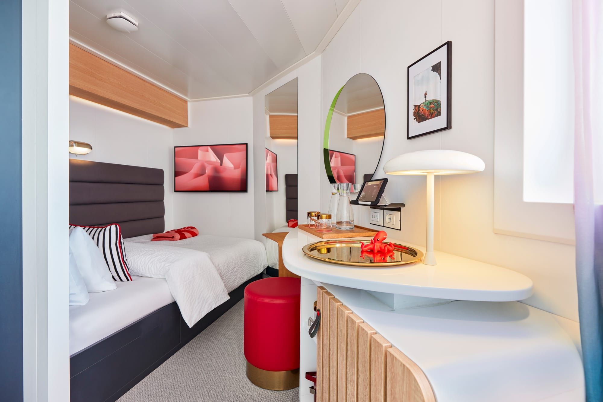 Virgin Voyages Solo Sea View (V1) cabin, photo 1 of 2