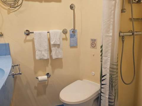 Guest photo of 6M cabin 1339