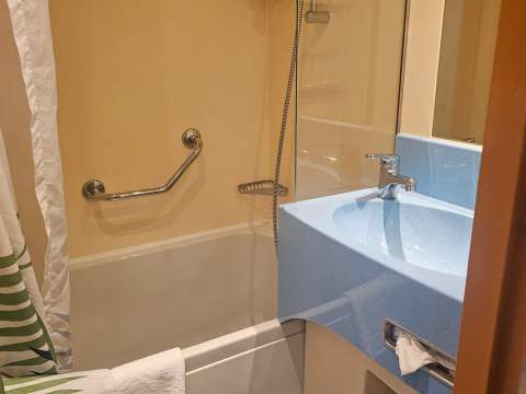 Guest photo of 6M cabin 1339