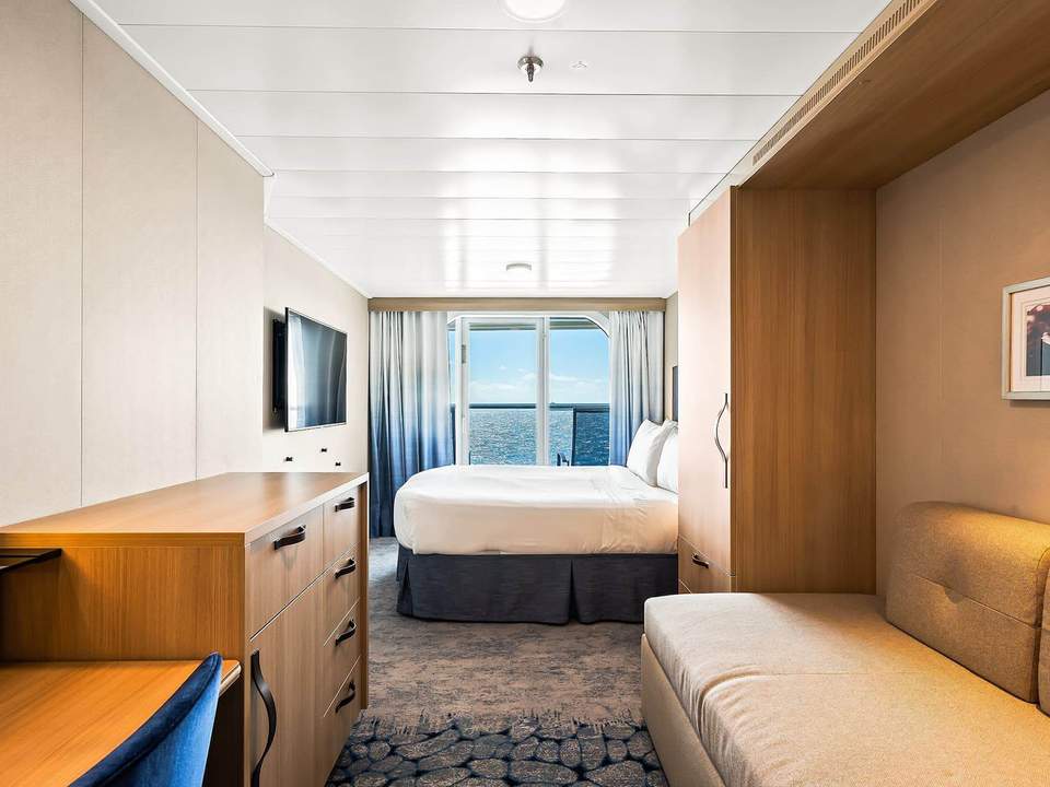 Balcony cabin