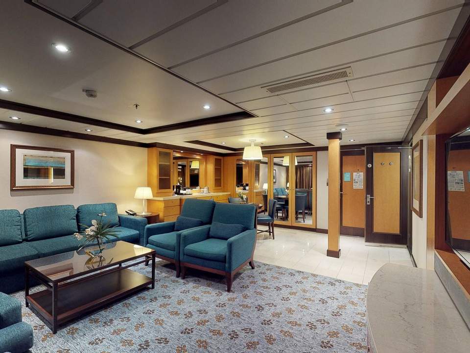 Suite cabin