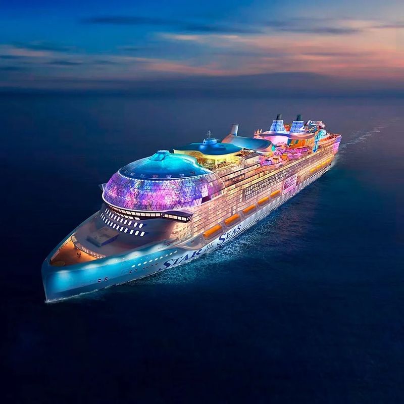 Royal Caribbean Cruise Line ship