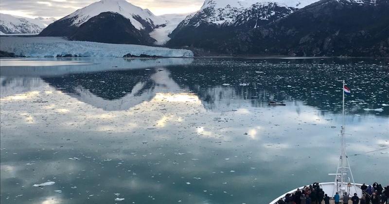 Cruise Amalia Glacier