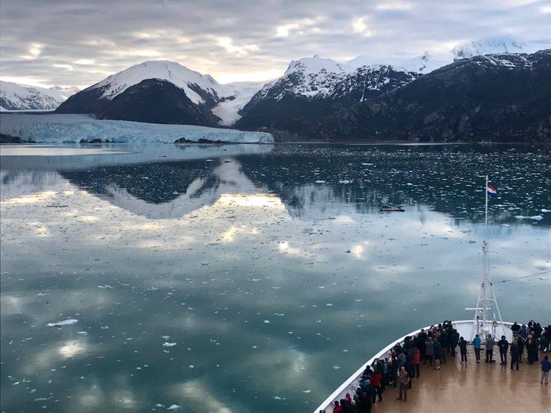 Cruise Amalia Glacier cruise port