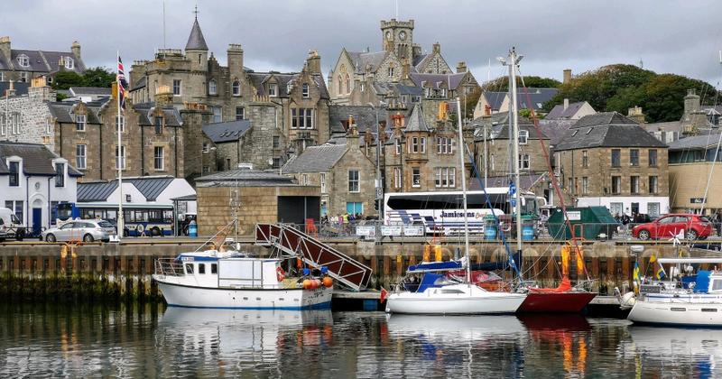 Cruise Elephant Island, Shetland Islands