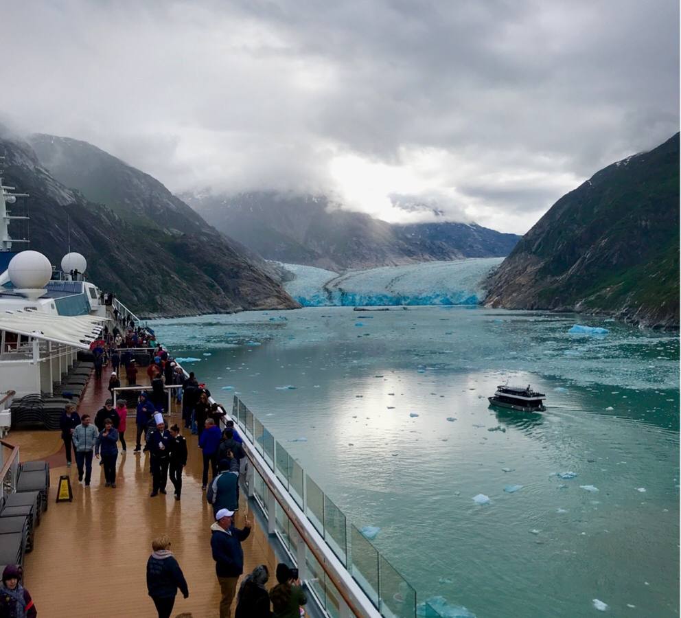 Cruise Endicott Arm & Dawes Glacier Cruise Port