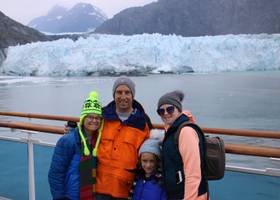 Cruise Glacier Bay cruise port