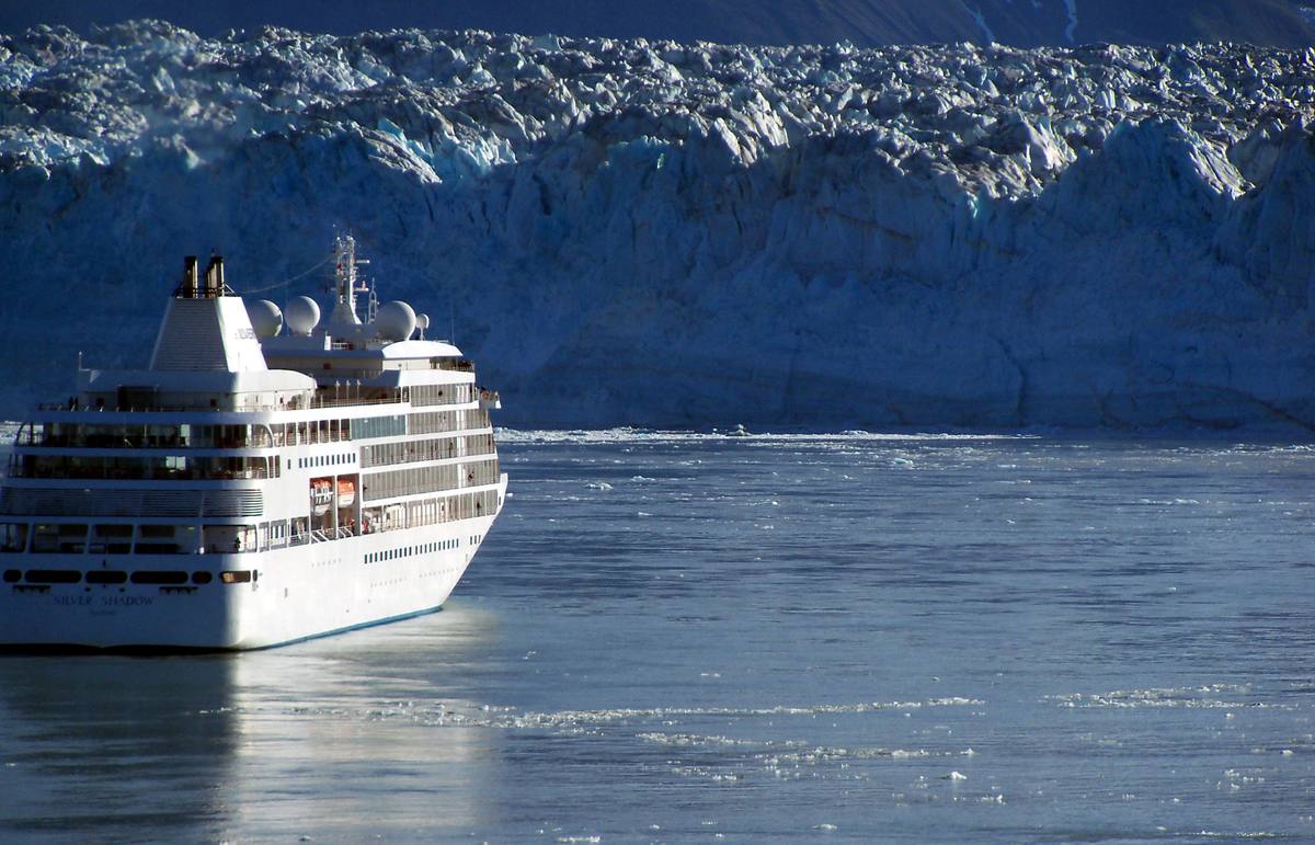 Cruise Hubbard Glacier cruise port