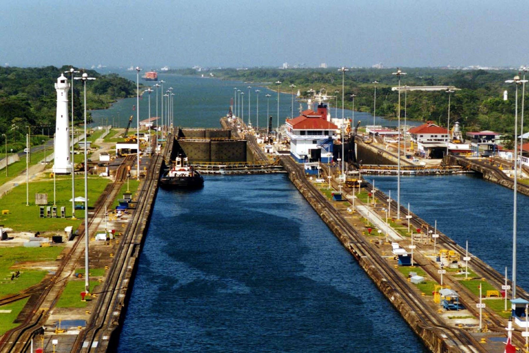 Enter Panama Canal At Balboa Image 1