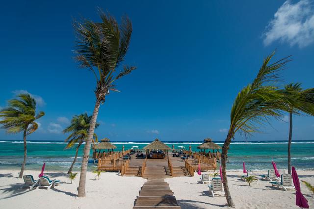 George Town Cruise Port - Beach It