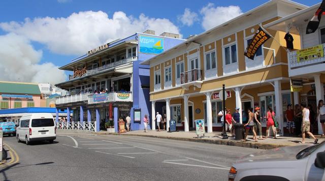 George Town Cruise Port - Shopping