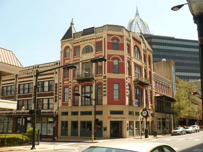 Mobile Cruise Port - Explore Dauphin Street