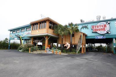 Mobile Cruise Port - Wintzell’s Oyster House
