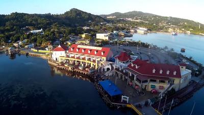 Coxen Hole Cruise Port - Mahogany Bay Cruise Port