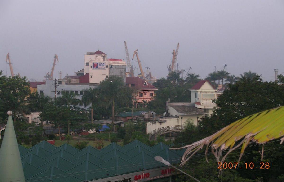 Hong Gai (hanoi), Vietnam cruise port