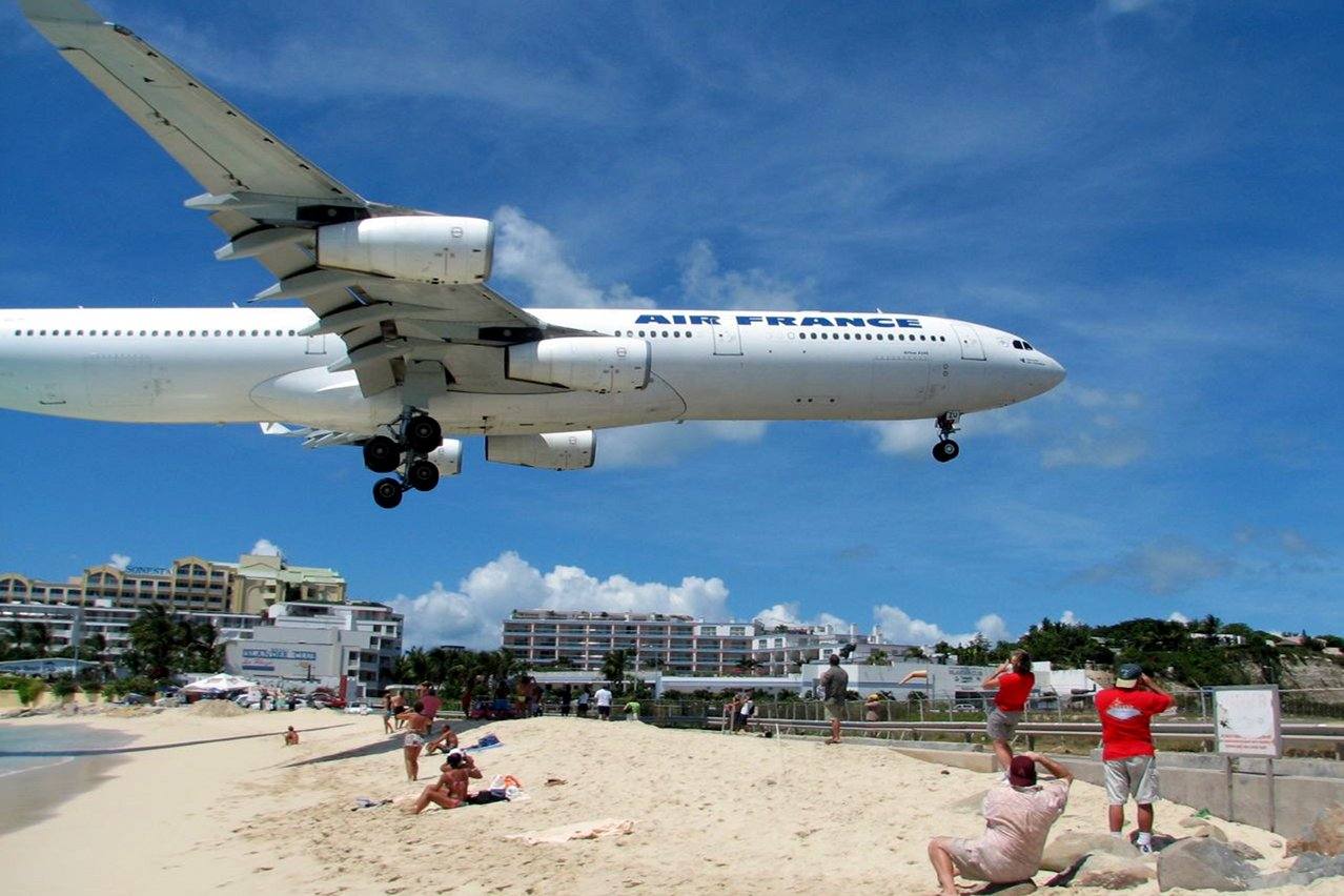 Road Bay Cruise Port