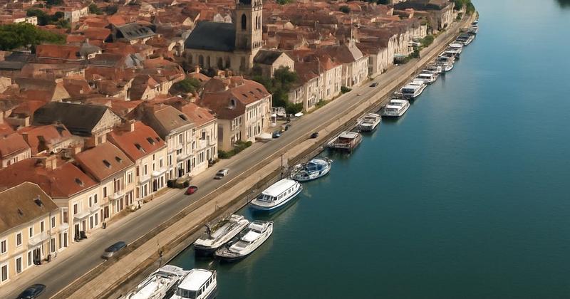 Saint-Jean-De-Losne, France