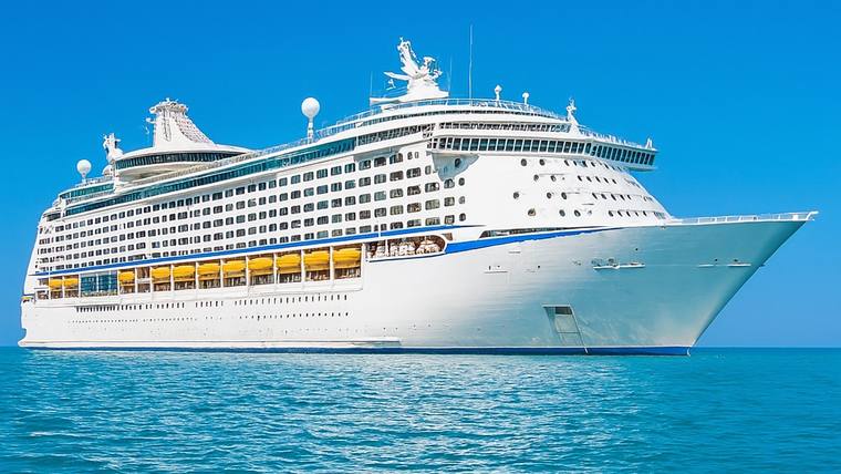 Adventure of the Seas cruise ship at sea