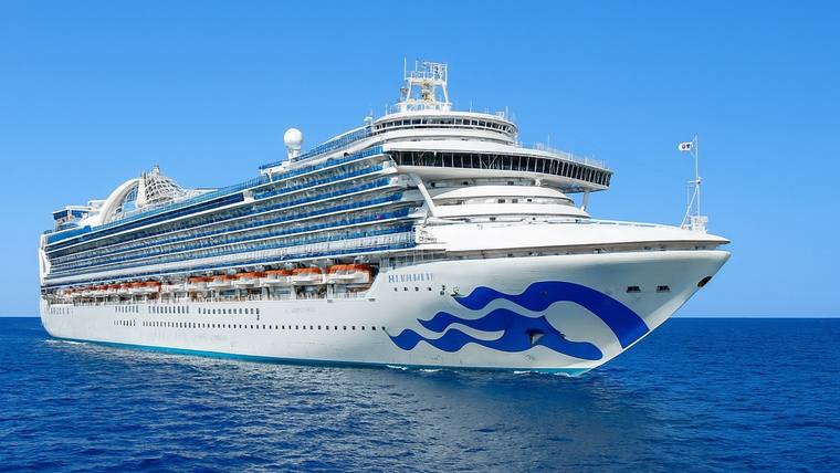 Caribbean Princess cruise ship at sea