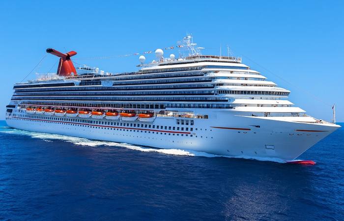 Carnival Breeze