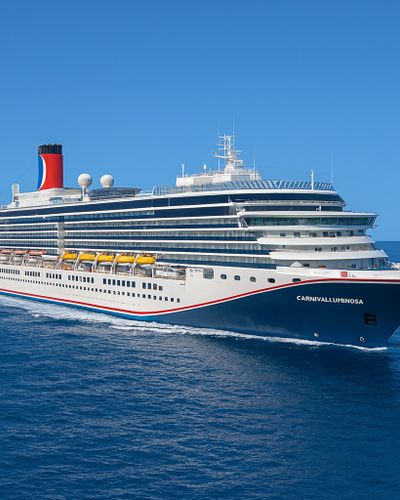 Carnival Luminosa Spirit class cruise ship