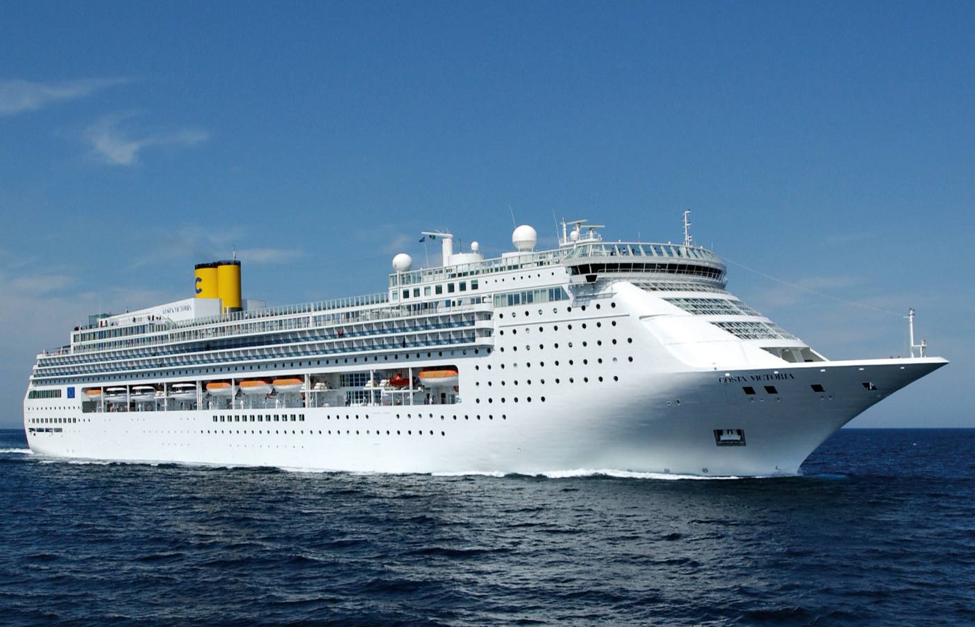 Costa Fascinosa cruise ship