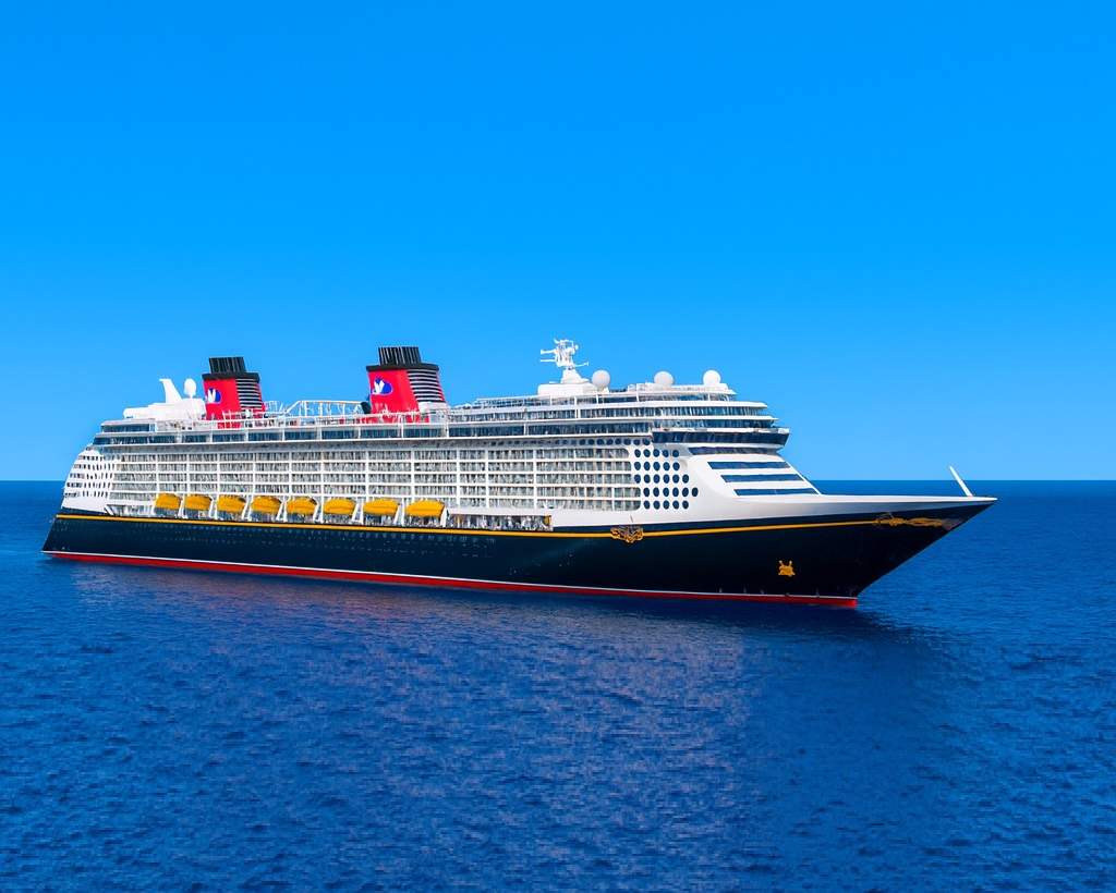 Disney Disney Fantasy cruise ship