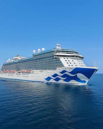 Enchanted Princess Royal class cruise ship