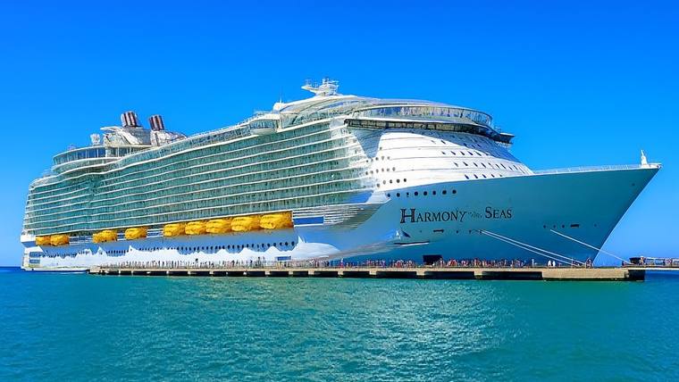 Harmony of the Seas cruise ship at sea