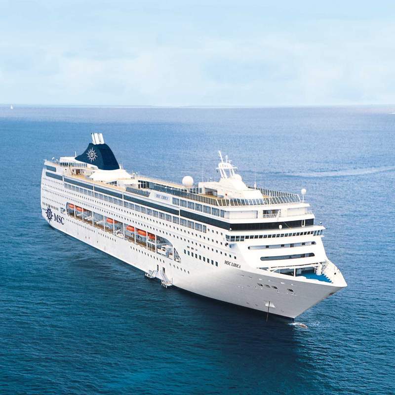 MSC Lirica Size Infographic