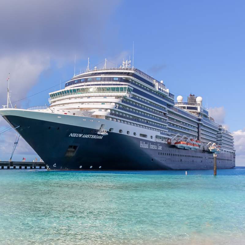 MS Nieuw Amsterdam Size Infographic