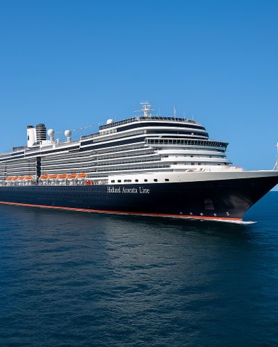 MS Nieuw Amsterdam Signature Class class cruise ship
