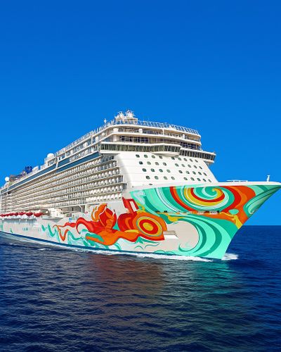 Norwegian Getaway Breakaway class cruise ship