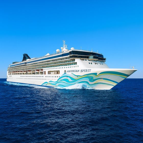 Norwegian Spirit at sea