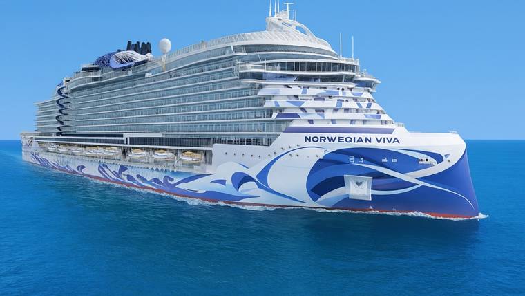Norwegian Viva cruise ship at sea
