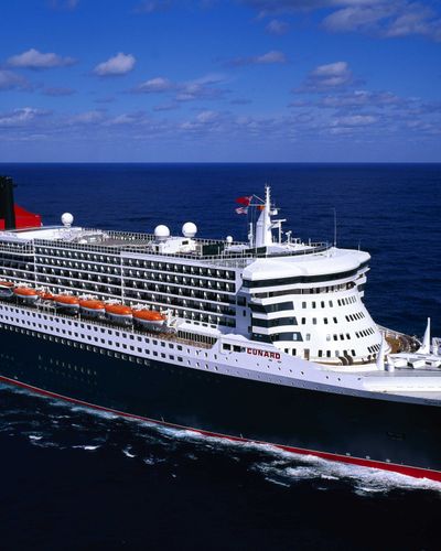 Queen Mary 2 Grill and Britannia class cruise ship