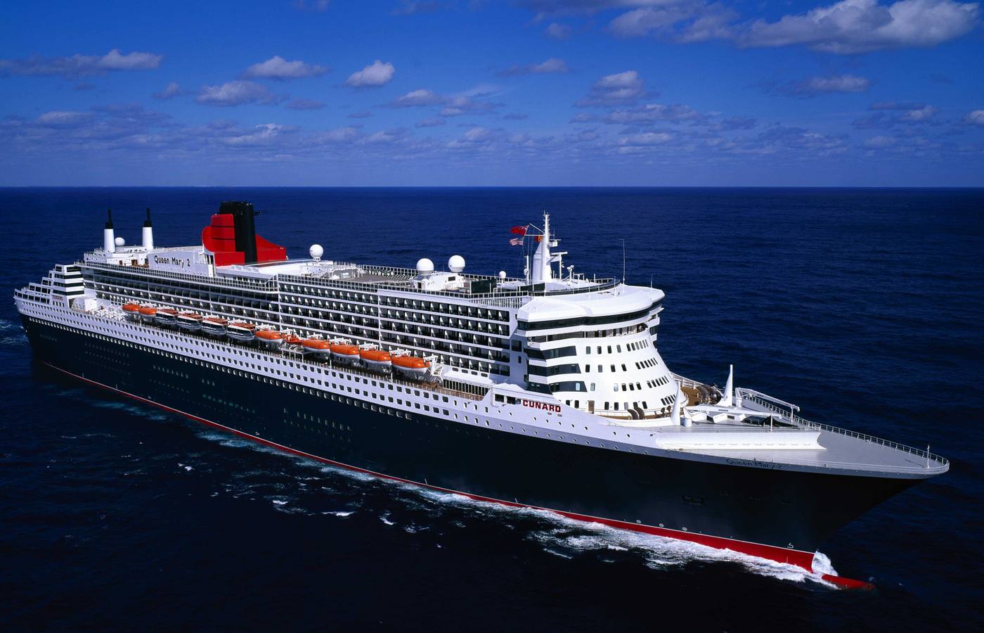 Queen Mary 2 cruise ship