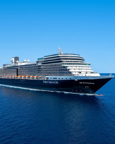 MS Rotterdam Pinnacle Class class cruise ship