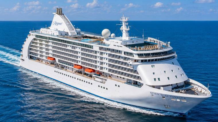 Seven Seas Voyager cruise ship at sea