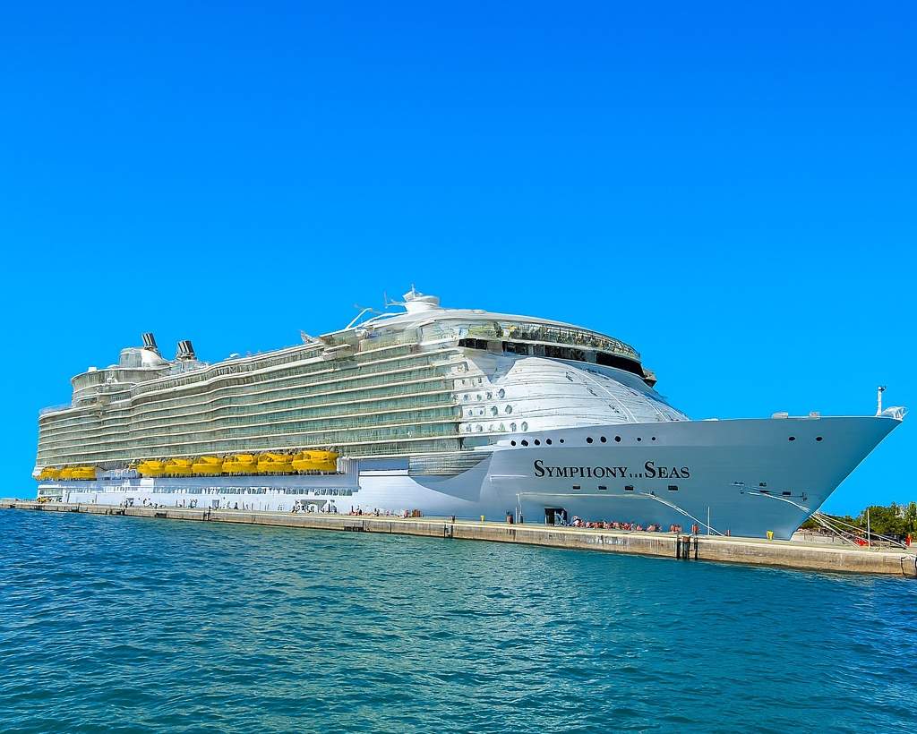 Royal Caribbean Symphony of the Seas cruise ship