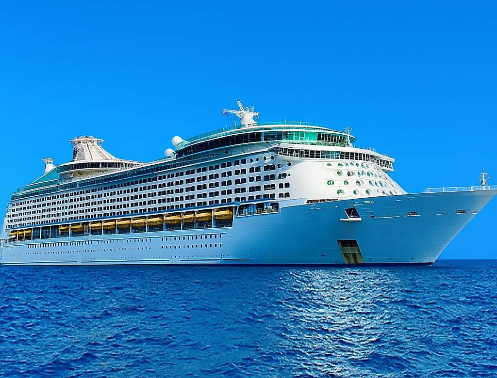Voyager of the Seas exterior