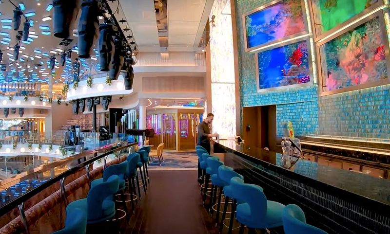Aquaria Bar on the Carnival Celebration