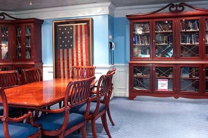 Black And White Library