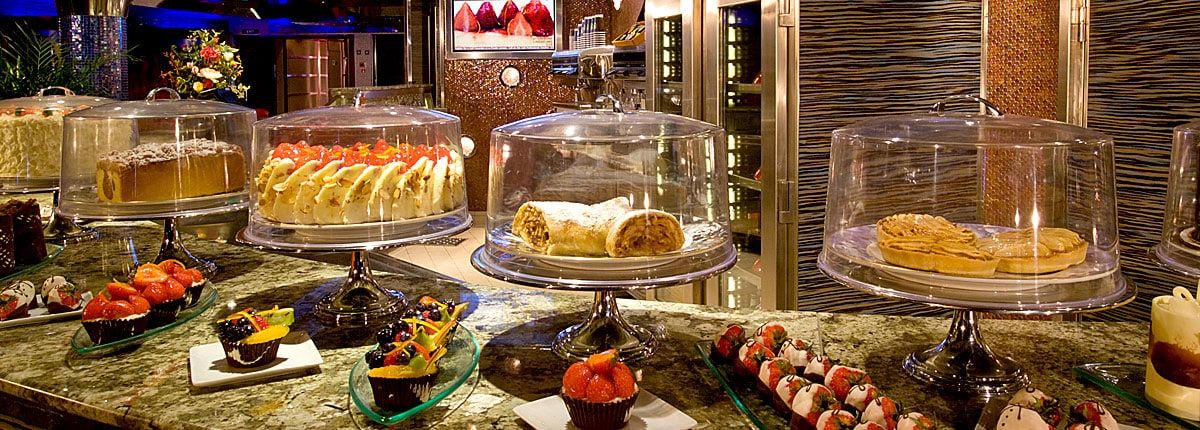 Cafe Ile De France on the Carnival Paradise