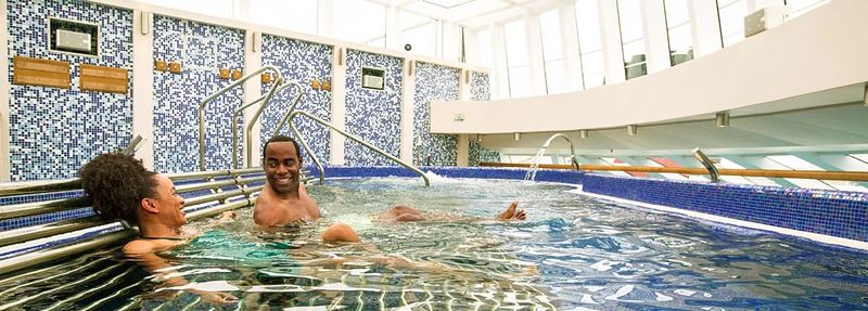 Cloud 9 Spa: Hydrotherapy Pool on the Carnival Breeze